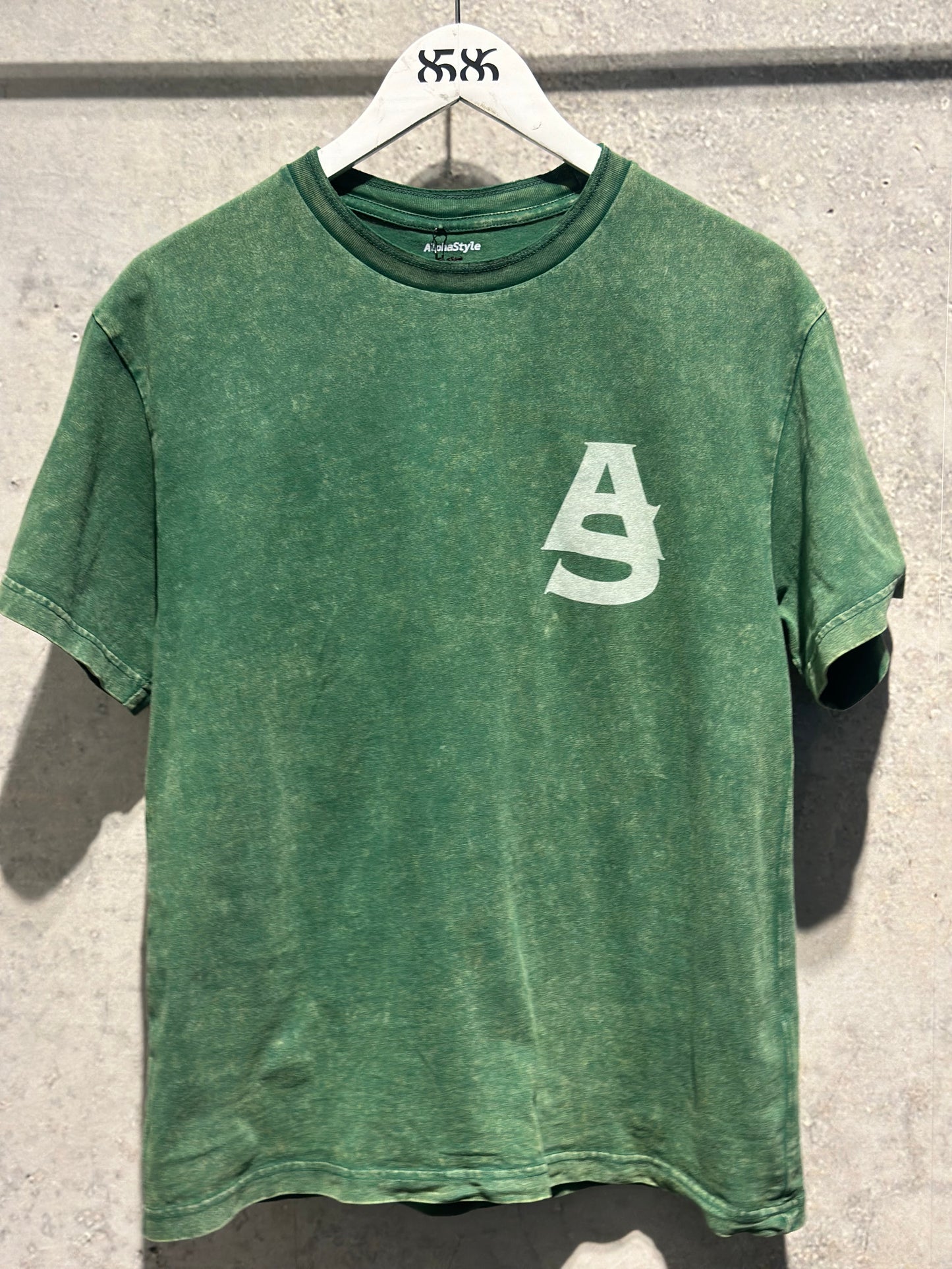 ALPHA STYLE RILEY SNOW WASH TEE IN GREEN (front view)