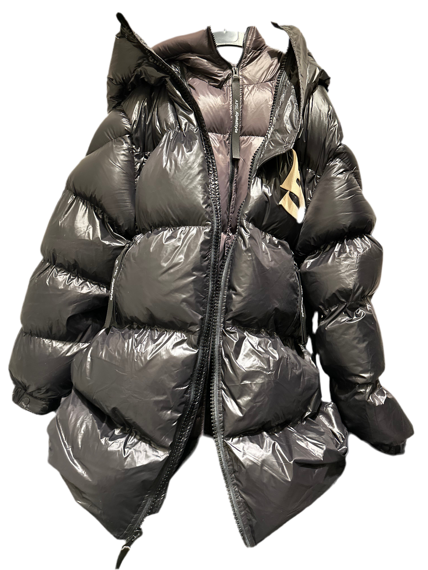 ALPHASTYLE: GIANT DOWN COAT