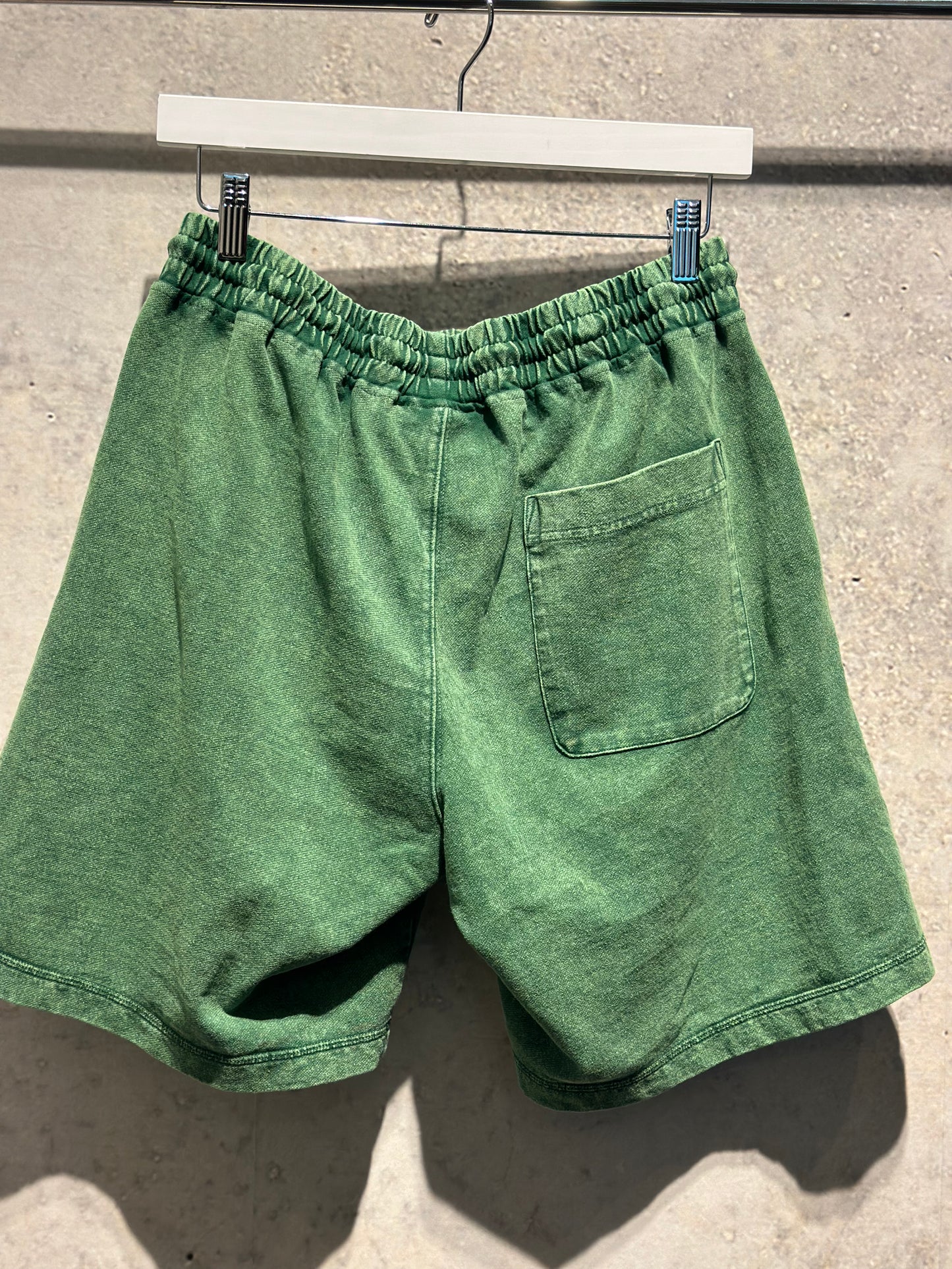 ALPHA STYLE DRAKE SNOW WASH KNIT SHORTS 100% COTTON (back view) in GREEN