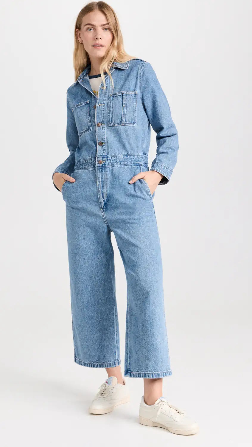 LEVIS: ICONIC JUMPSUIT (front view on model)