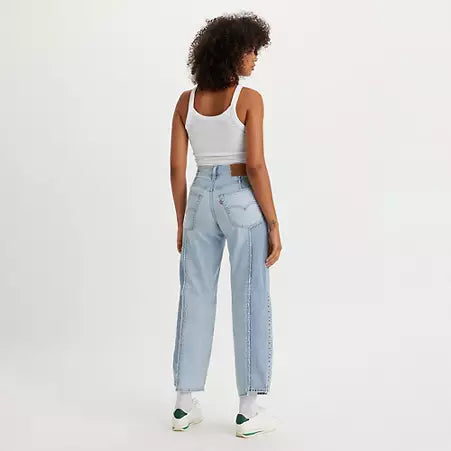 LEVIS: BAGGY DAD RECRAFTED CROPPED JEANS (back view on model)