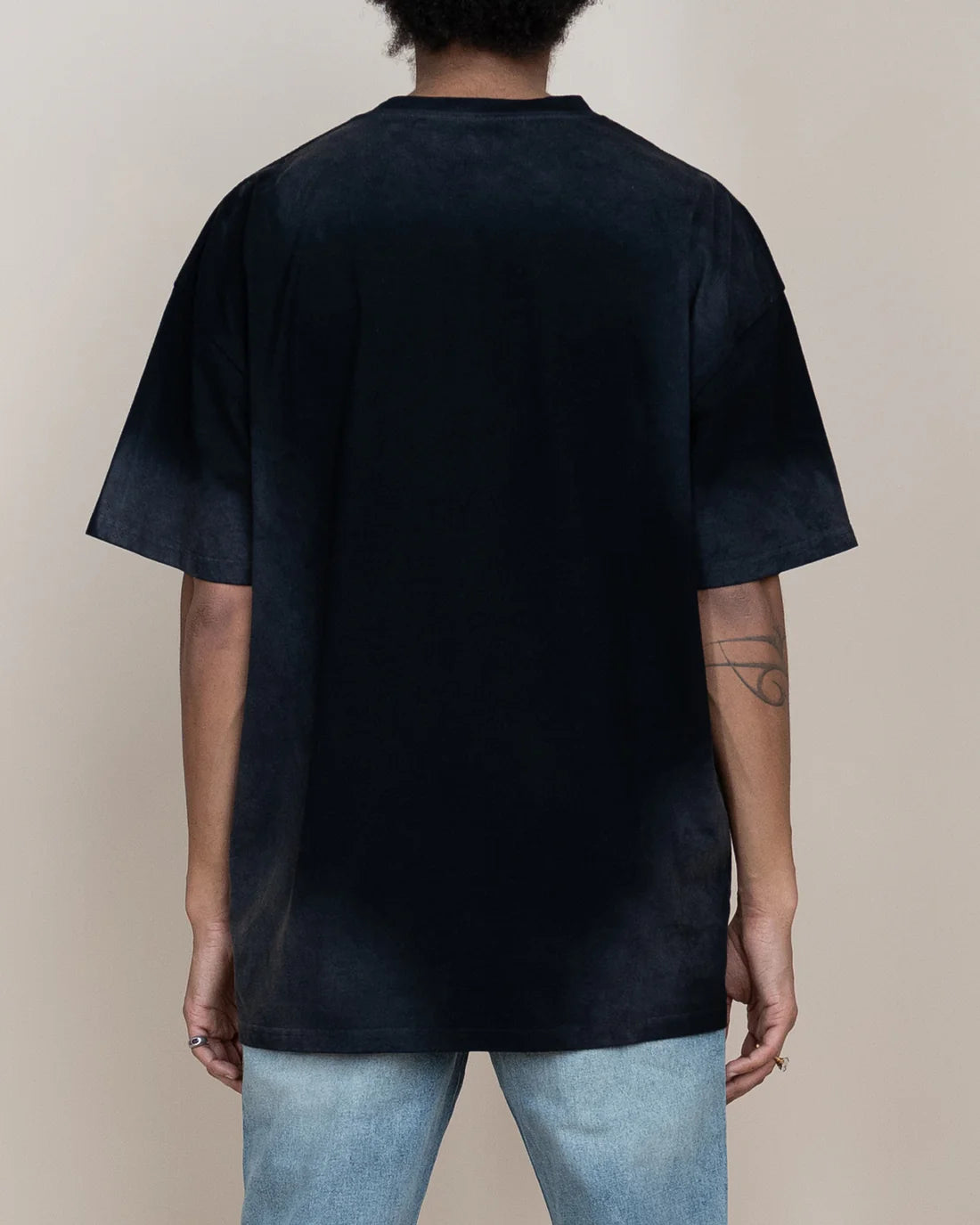 EPTM: SUN FADED TEE BLACK (back view)