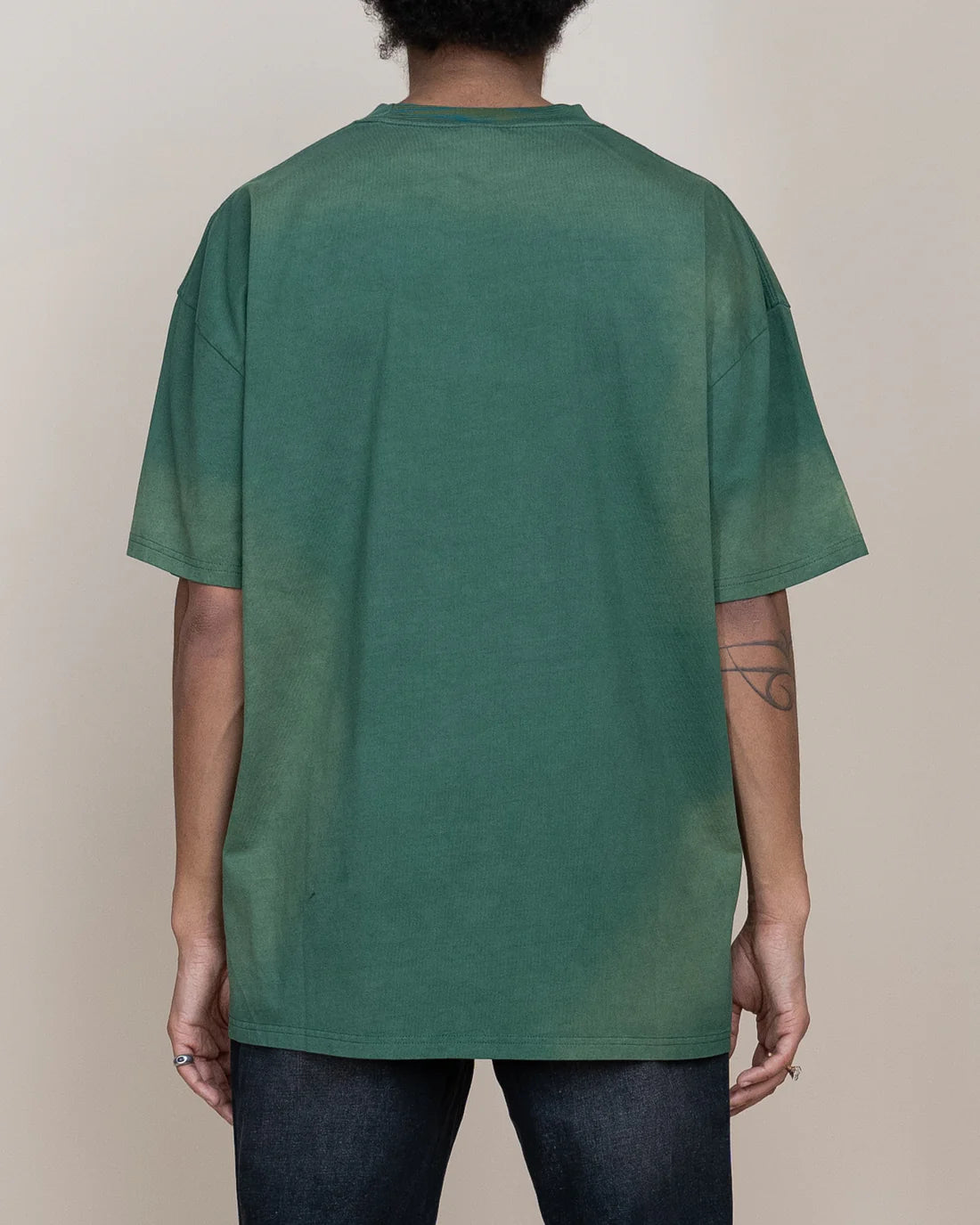 EPTM: SUN FADED TEE GREEN (back view on model)