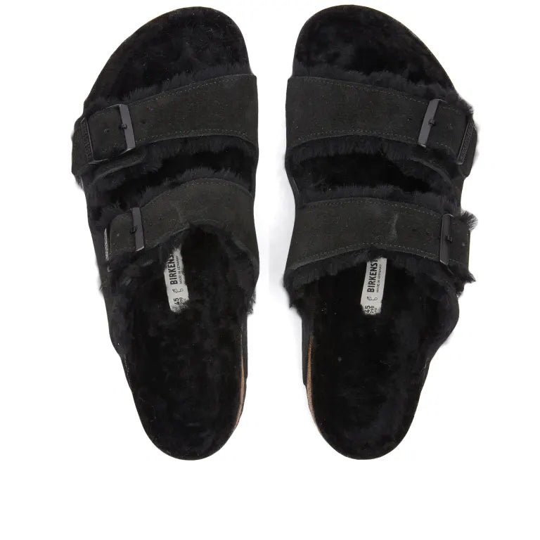 BIRKENSTOCK: ARIZONA FUR Black (top view)