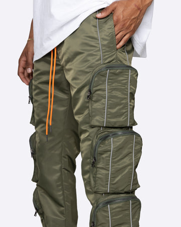 EPTM: 3M TRIPLE CARGO PANTS (olive side view)